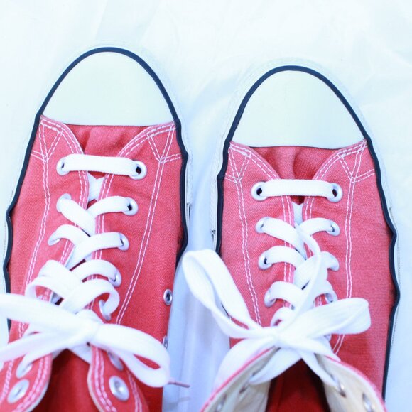Converse Chuck Taylor Unisex M11.5 W13.5 Red High Top Sneakers - X9621 - Picture 9 of 11